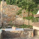 Petrichor Πορταριά
