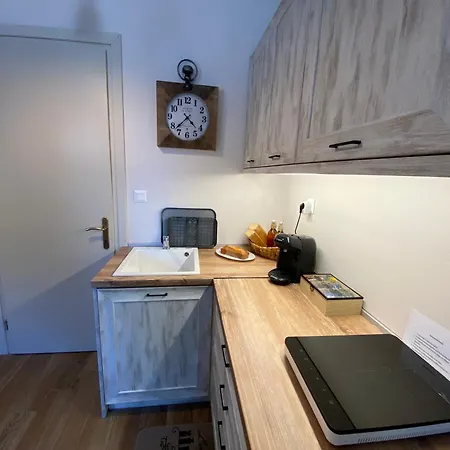 Petrichor Apartment *